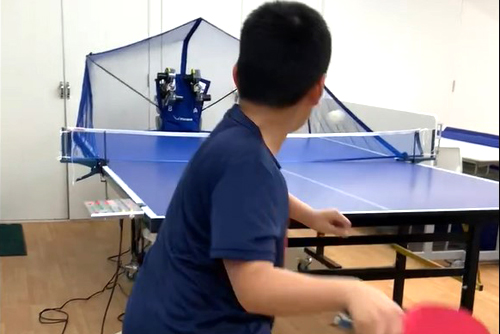 Ball distribution practice that you want to practice with the high-performance table tennis machine of Shibakoen Takkyujyo Plus