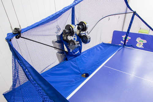 Table tennis ground in Minato-ku, Tokyo.Net to collect balls(Yasaka table tennis robot/Y-M-03)